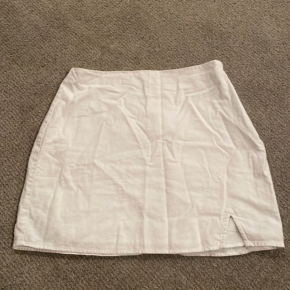 White linen Abercrombie skirt